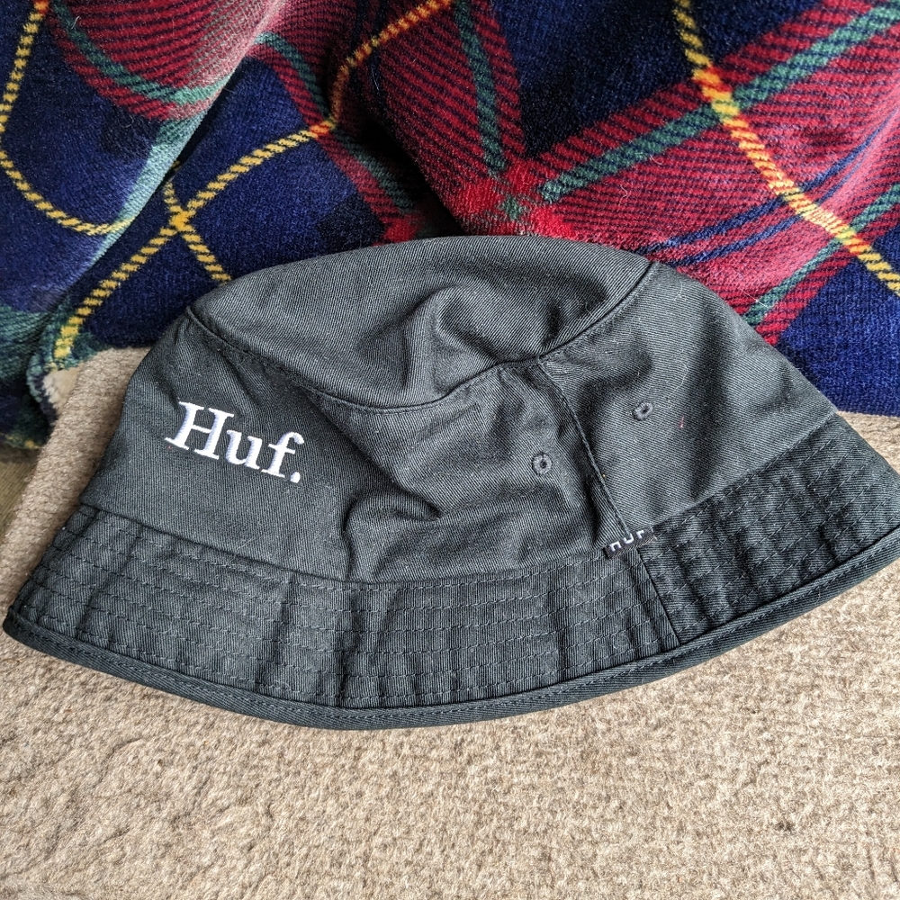 Huf. Hat